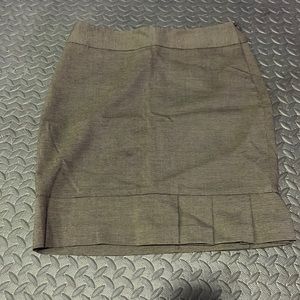 Like new The Limited size 0 brown & black checkered pencil skirt